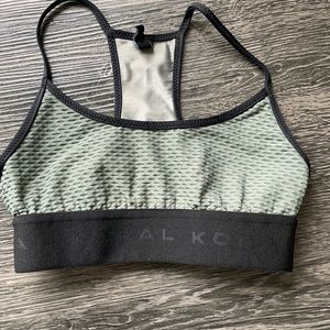 Koral X Barry’s XS